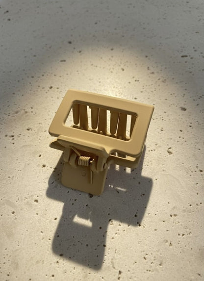 Collection view – YUNA Form Mini and other mini hair clips