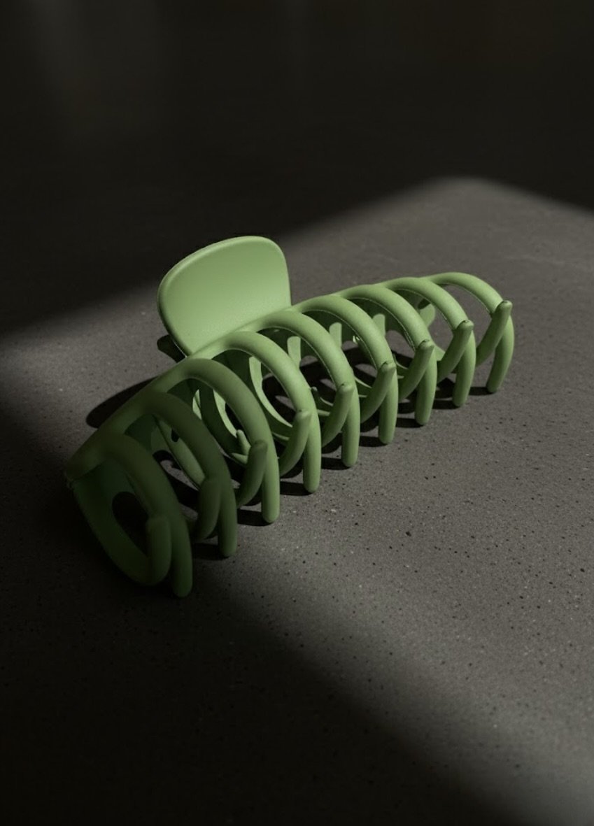 Form Clamp hair clip side view – elegant minimalist design