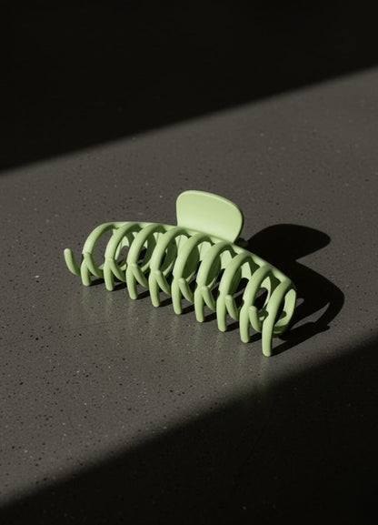 Collection view – Form Clamp and other clamp hair clips by YUNA